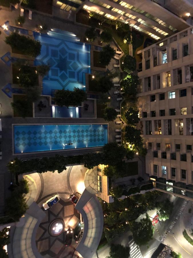 Downtown Boulevard One Bedroom Apt In 29 Blvd غرفة وصالة Burj & Fountain View Master Bedroom Plus 2 Single Beds In Living * Dubai