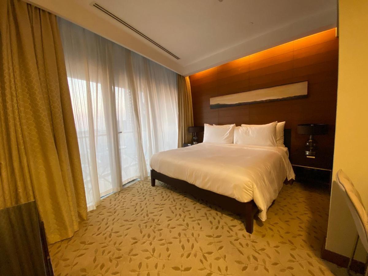 Superhost - Luxurious Apartment, 2-min From The Burj Khalifa - Address Mall Apartamento Dubái