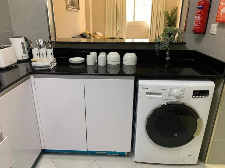Lejlighed A Calm&cozy 1br-20 Min-dxb Airpt *