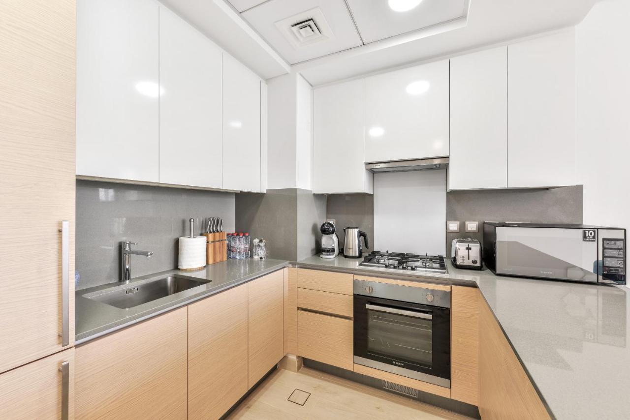 Ultra Luxury Palm - Mina Azizi - Free 5 Star Access Appartement Dubai