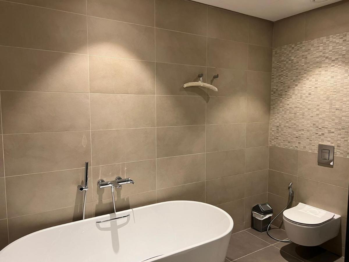 Jumeirah Living Flat Marina Gate Dubái