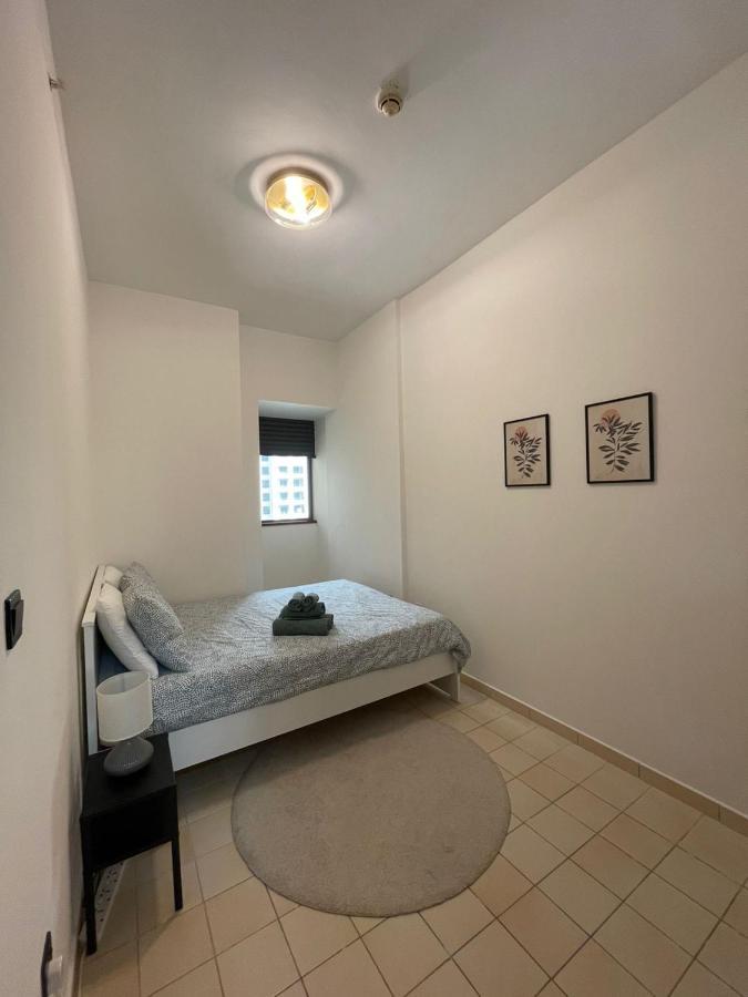 Affordable And Located Studio In Jbr Sadaf Apartment