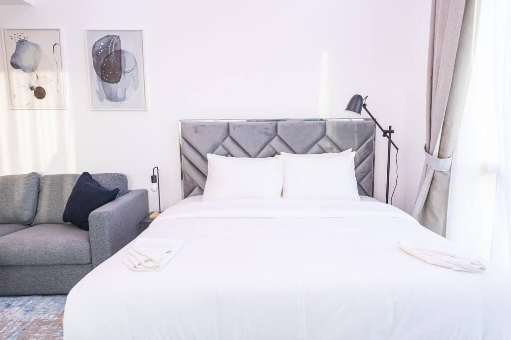 Appartement Royal Oceanic In Jbr By Happy Season Dubai