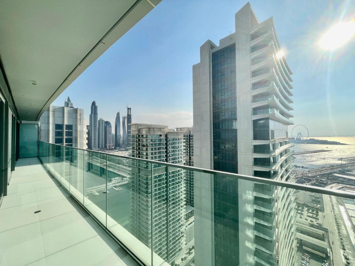 Dar Vacation - Magnificent Palm And Marina View Brown 3bdr Dubai