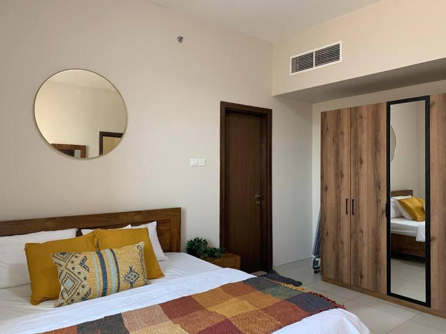 A Calm&cozy 1br-20 Min-dxb Airpt Lejlighed *