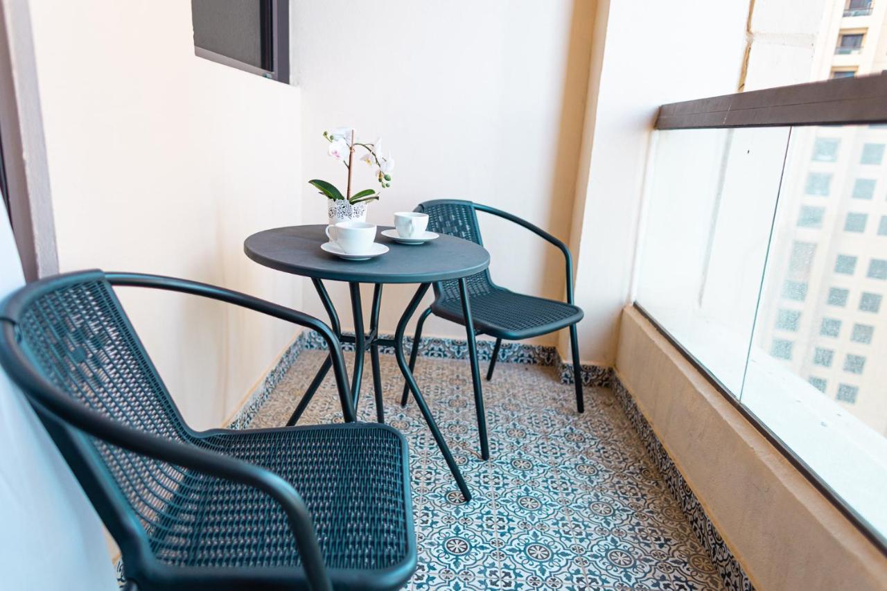 Happy Season - Jbr Apartments, Beach Front, Top Furnished * Dubái