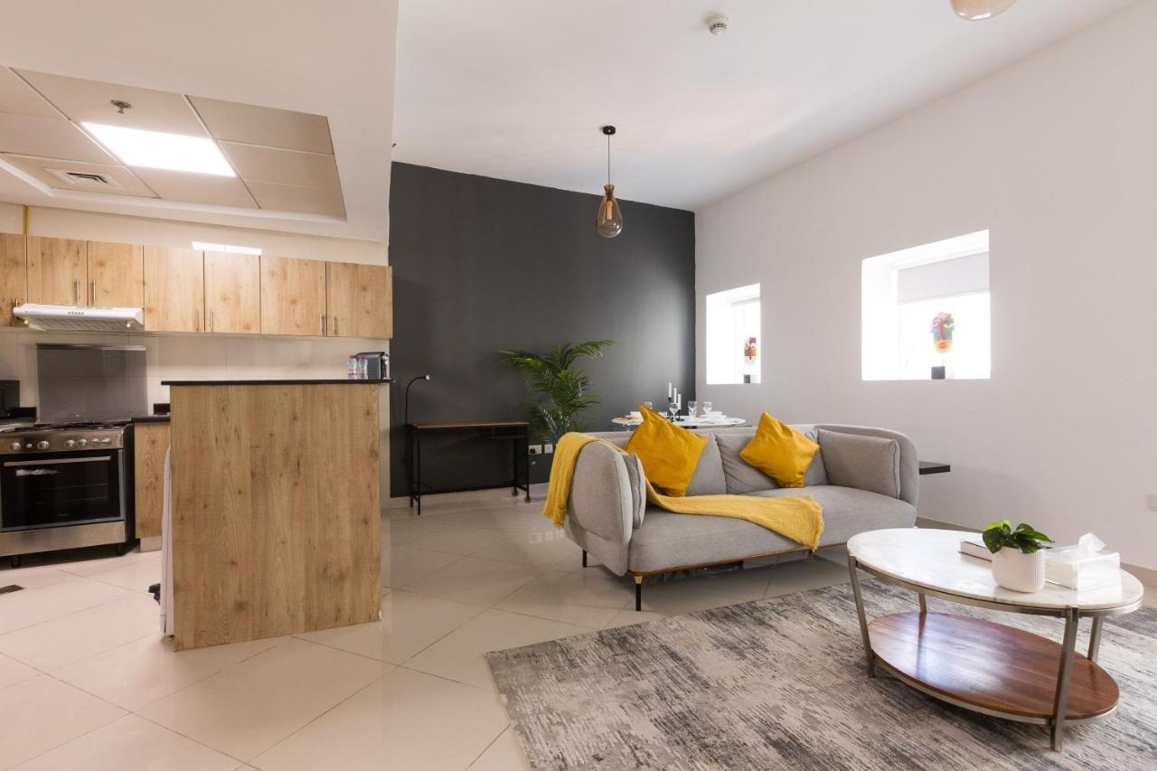 Сasa de vacaciones Enticing Space With Marina View Near The Beach!