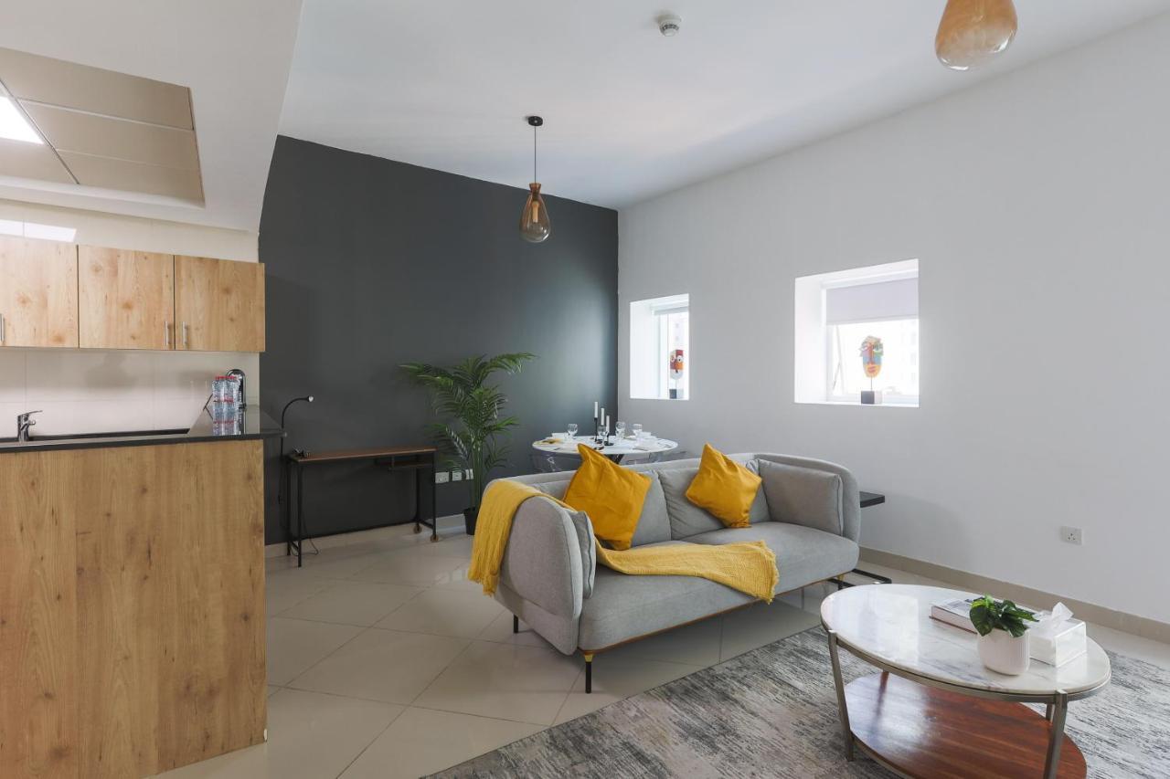 Enticing Space With Marina View Near The Beach! Semesterbostad Dubai