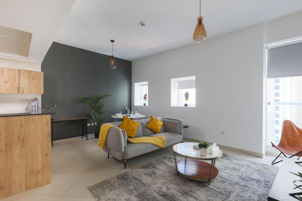 Сasa de vacaciones Enticing Space With Marina View Near The Beach!