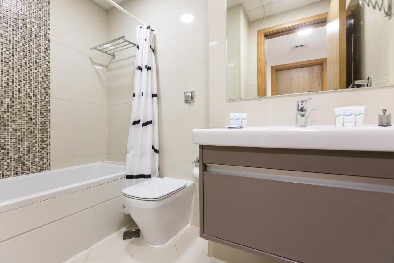 Сasa de vacaciones Enticing Space With Marina View Near The Beach!