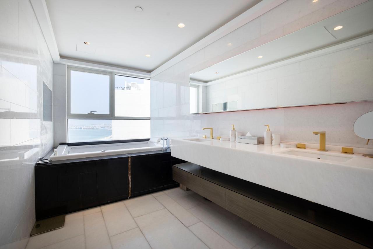 Five Palm Jumeirah 2br Luxury Penthouse , Full Marina View With Private Pool Appartement Dubaï