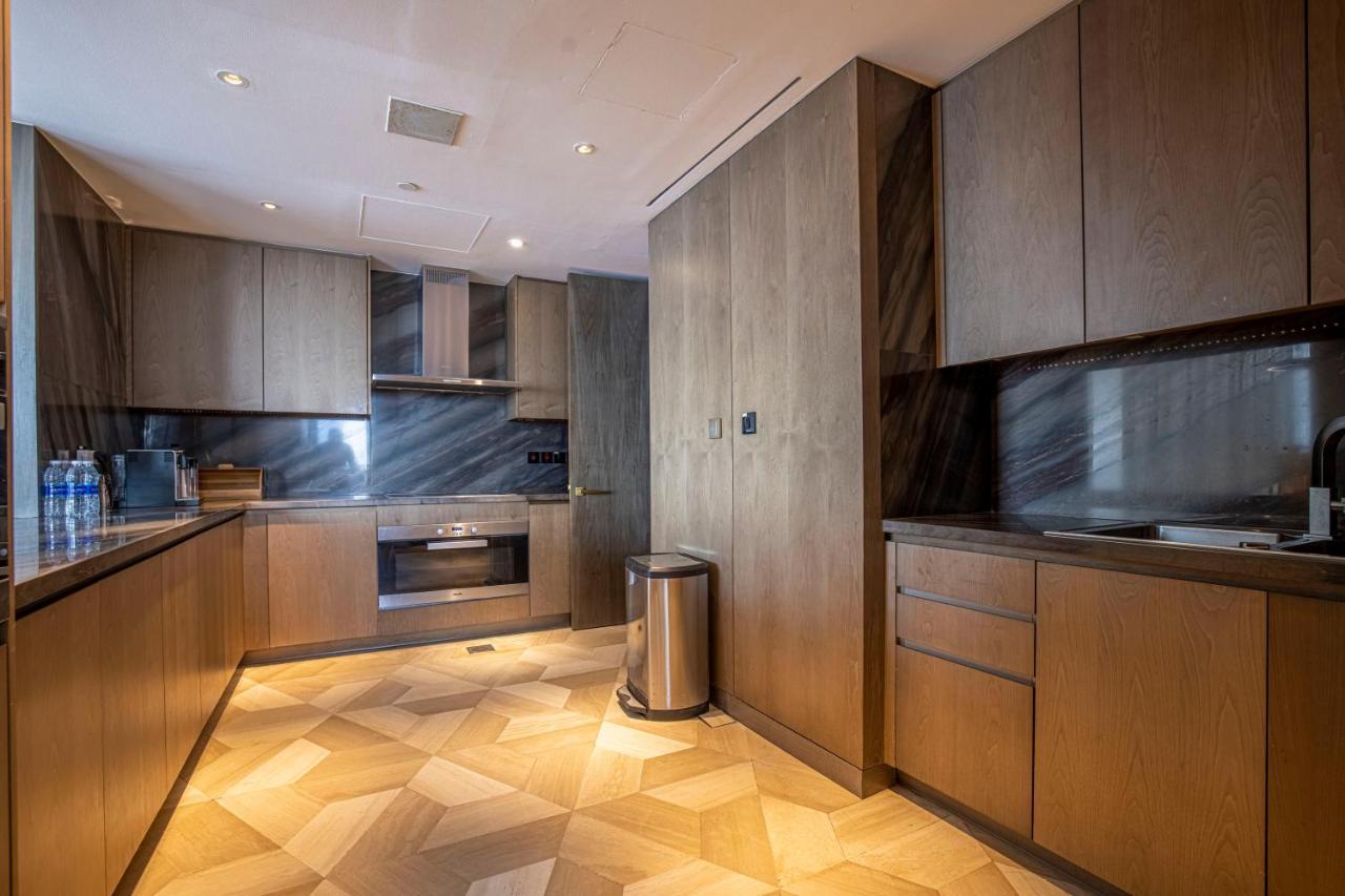 Five Palm Jumeirah 2br Luxury Penthouse , Full Marina View With Private Pool Dubaï