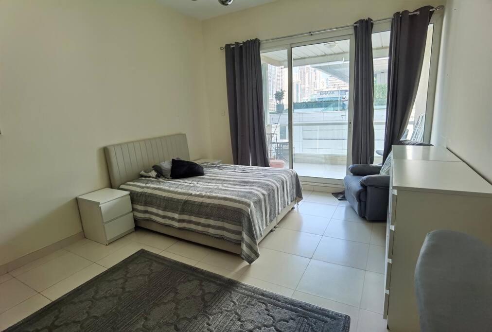 Marina View, 3 Min Walk To Metro And Beach Plus Free One Hour Boat Trip * Dubái