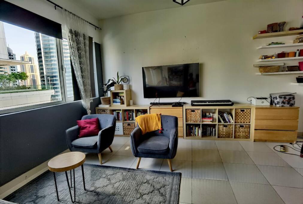Marina View, 3 Min Walk To Metro And Beach Plus Free One Hour Boat Trip Apartamento *