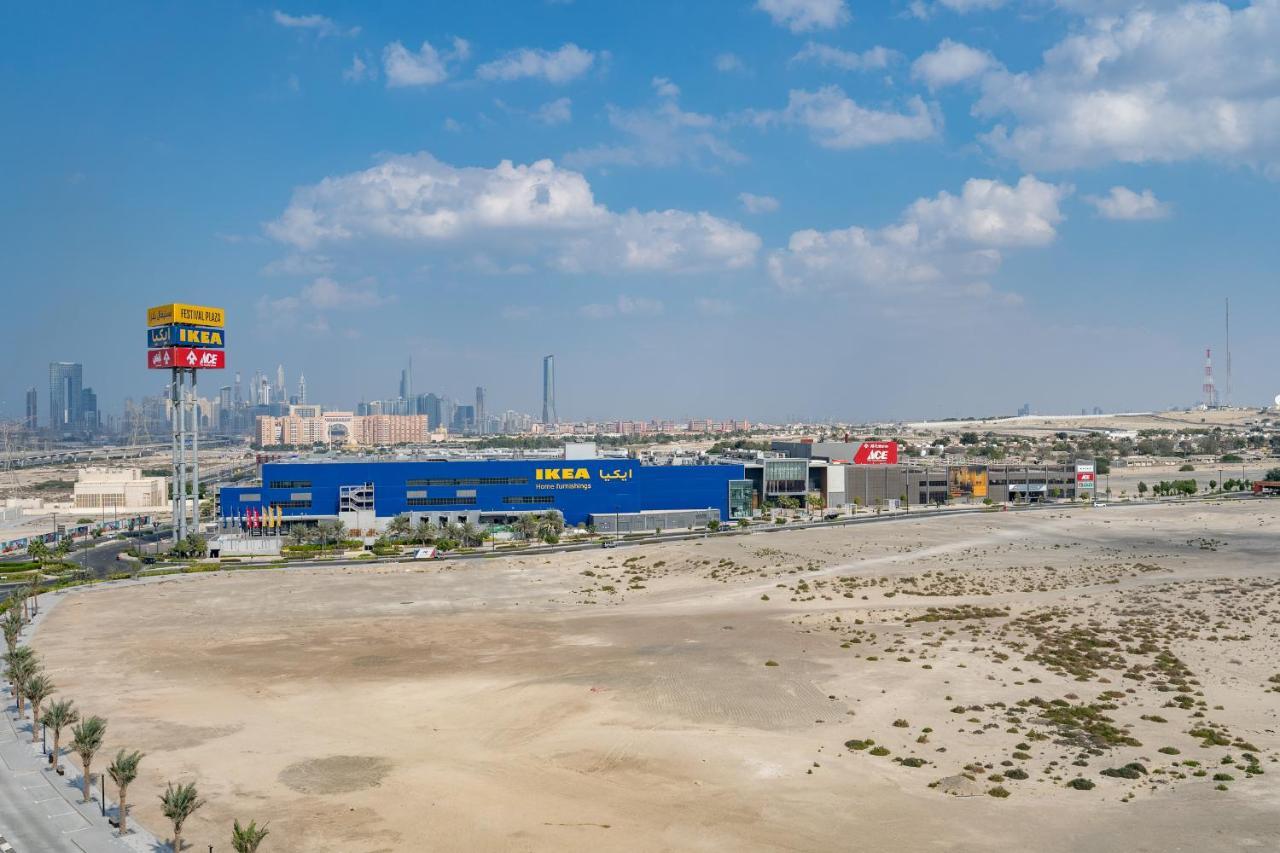 Trinity Homes - Luxury 2br With Modern Amenities, Near To Energy Metro Station Apartemen Dubai