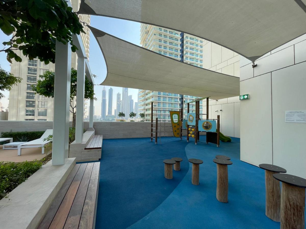 Dar Vacation - Magnificent Palm And Marina View Brown 3bdr Dubai