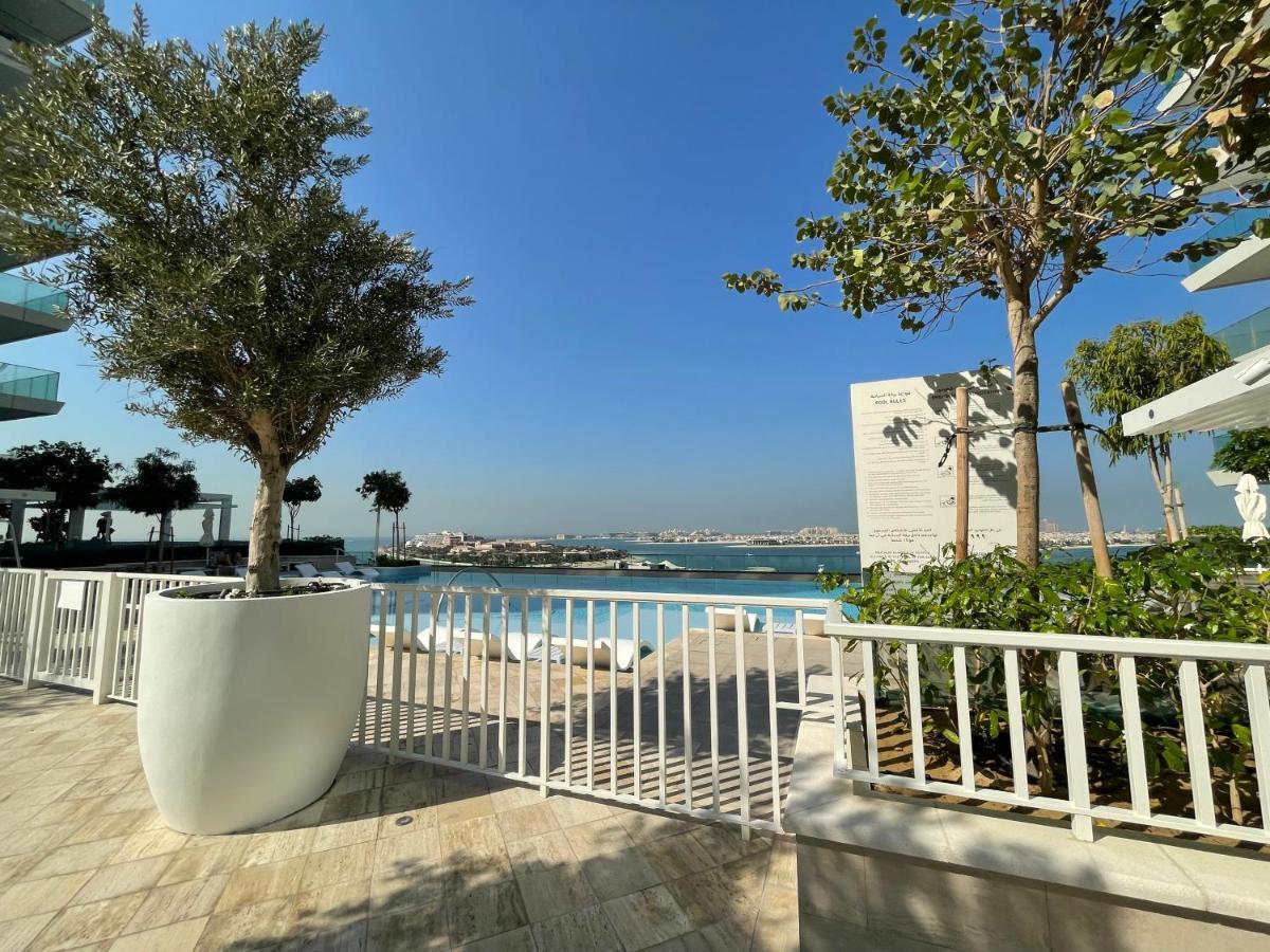 Lejlighed Dar Vacation - Magnificent Palm And Marina View Brown 3bdr Dubai