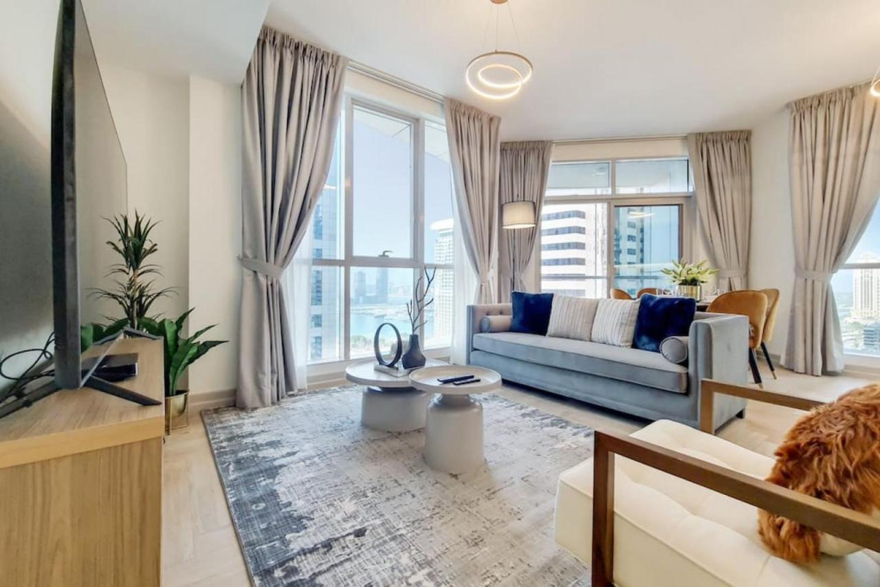 Torch Tower, 2 Bedroom - Glamorous Two Bedroom Apartment
