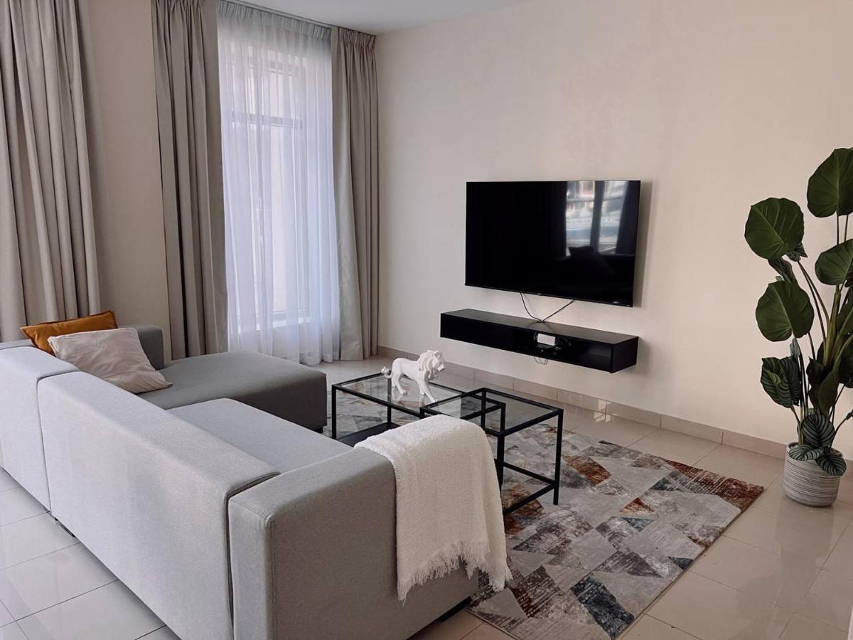Apartamento Huge Terrace With Canal View & Beach Access Available *