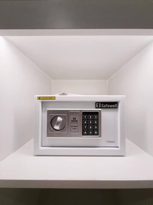 Amazing Business Bay B27 Apartment