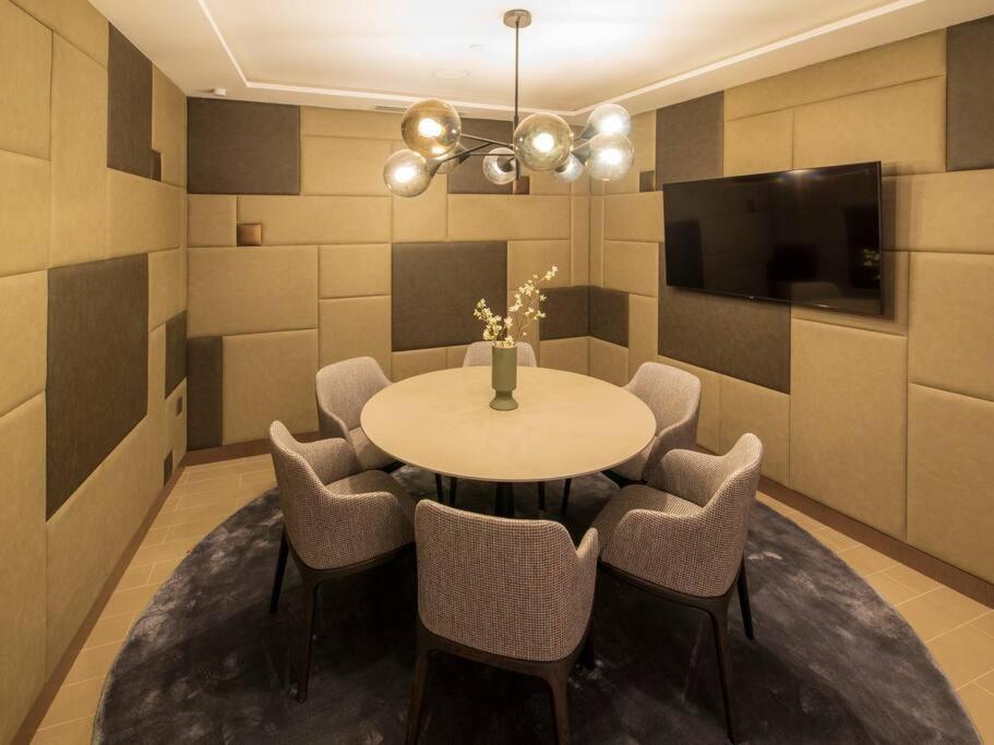 First Class Penthouse With Full Burj Khalifa And Fountain View Dubái