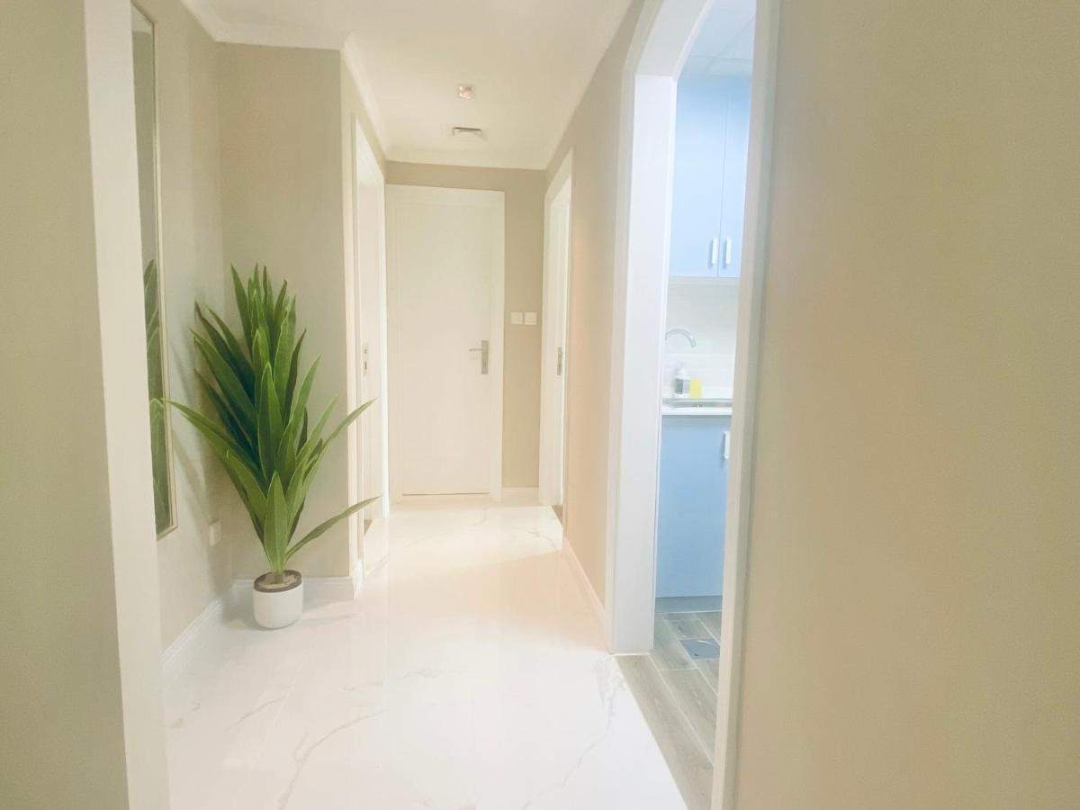 Manchester Galaxy - 2br In Marina Apartamento Dubái