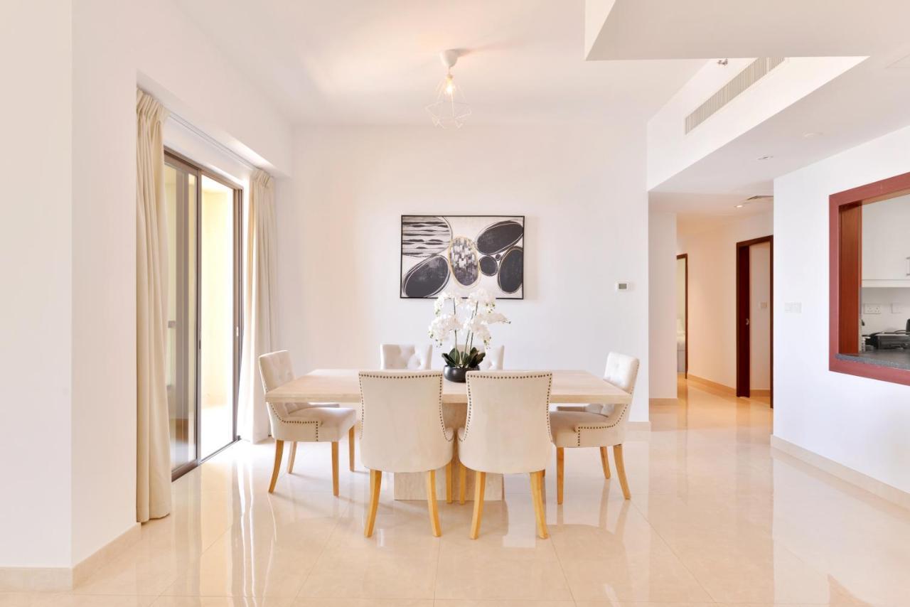 Deluxe Retreat In Jbr - Million Dollar View - Balcony Dubái