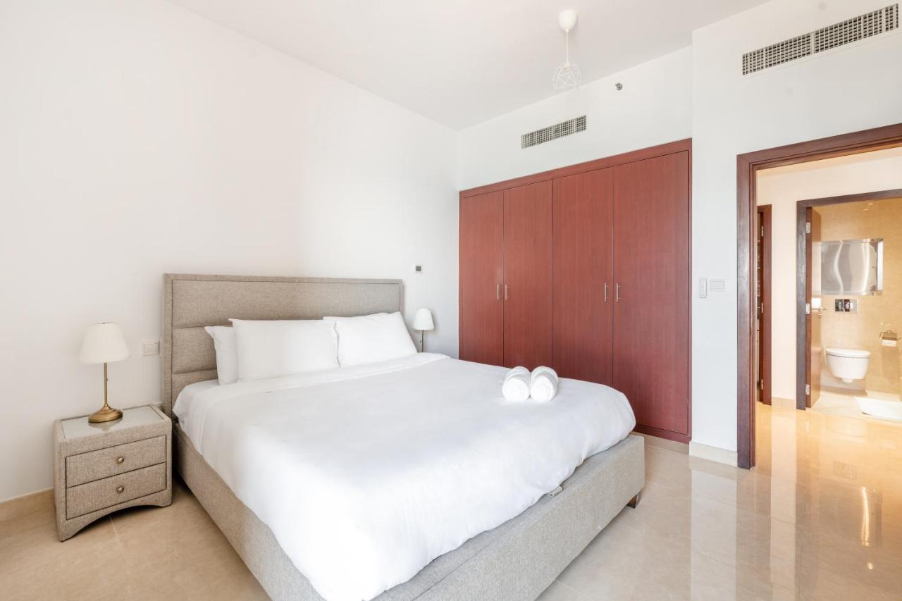 Apartamento Deluxe Retreat In Jbr - Million Dollar View - Balcony *