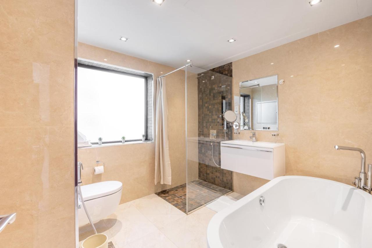 Deluxe Retreat In Jbr - Million Dollar View - Balcony Apartamento Dubái
