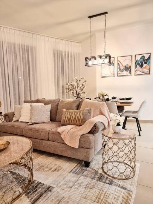 Spectacular Downtown T1-34 Apartment Dubai