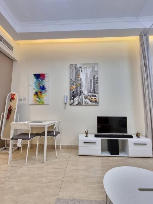 Apartamento Premium Lovely With Balcony In Dubai