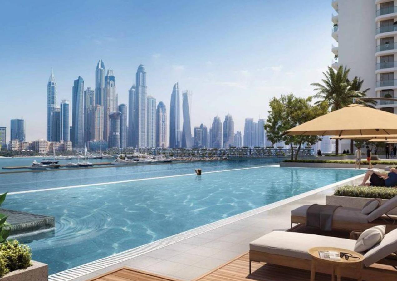 Ultra Luxury Emaar Beachfront - Private And Pool Apartamento