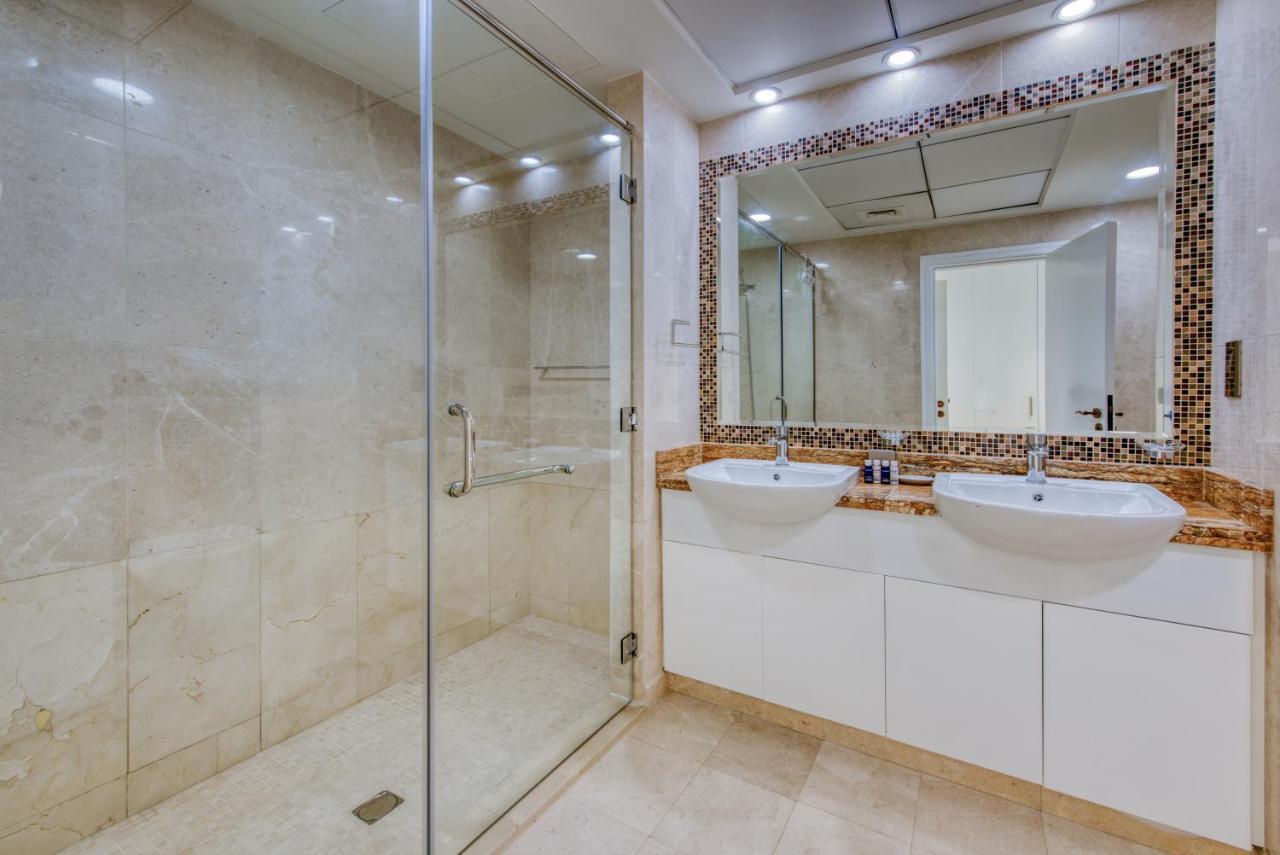 Apartamento Maison Privee - Luxury Palm Penthouse With Beach & Sea View