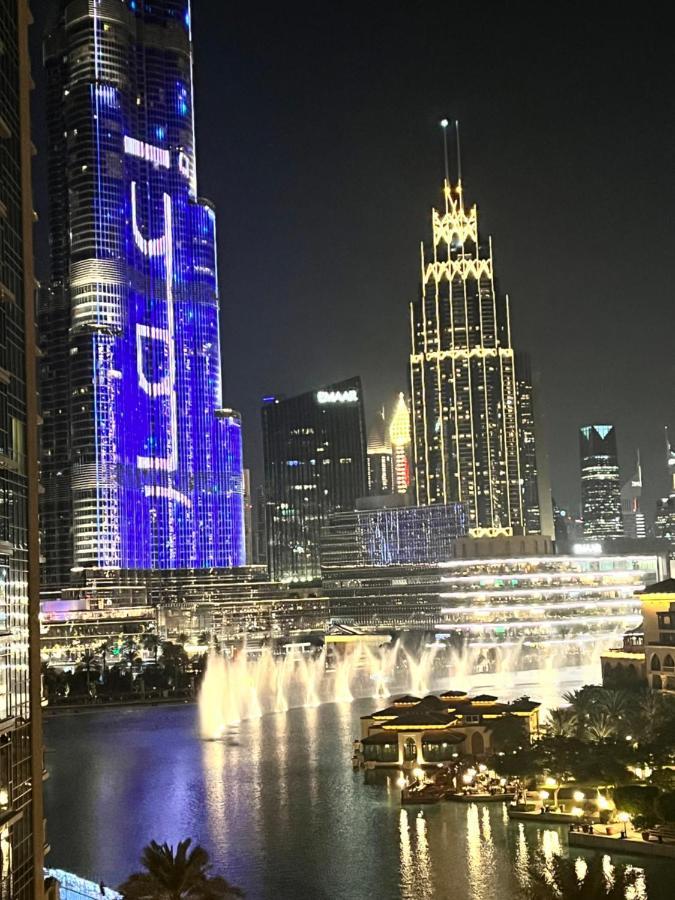 Apartemen Stylish 2-bed Burj Khalifa And Fountain Views