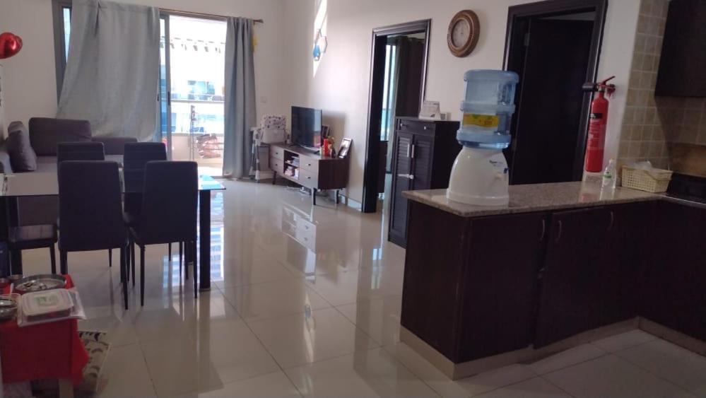 Zarooni Marina Quarto em Acomodações Particulares Dubai