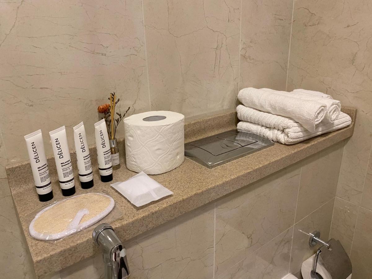 Stylish 2 Bdr In Marina & Beach Access Available Apartment Dubai