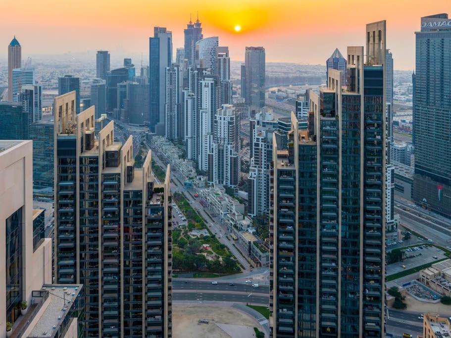 First Class Penthouse With Full Burj Khalifa And Fountain View Dubái
