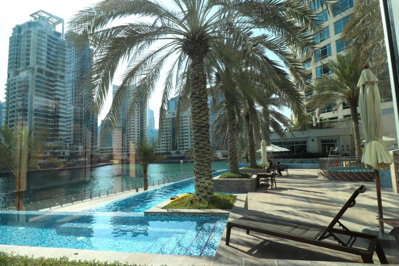On Off Hh- Marina- Spacious Stylish 1br *