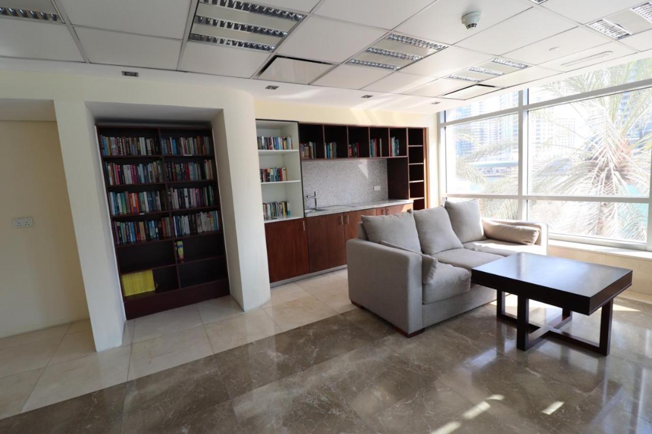 On Off Hh- Marina- Spacious Stylish 1br