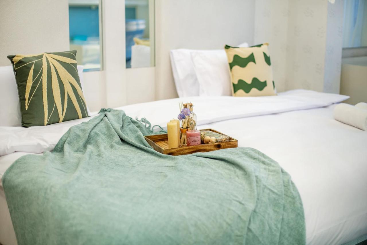 Manzil - Ultra Luxury 6br Signature With Pool, Theatre And Beach Access In Palm Jumeirah Dubaï
