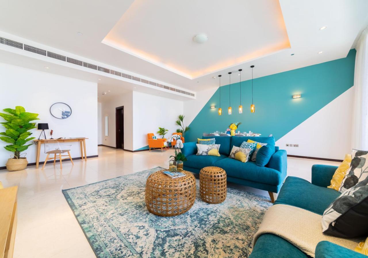 Apartamento Maison Privee - Palm Jumeirah Luxury Apt W Access To Exclusive Beach, Pool, And Gym Dubai