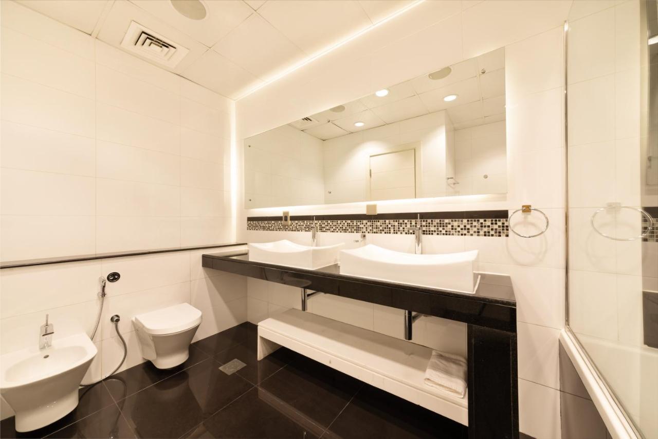 Maison Privee - Palm Jumeirah Luxury Apt W Access To Exclusive Beach, Pool, And Gym Apartamento Dubai