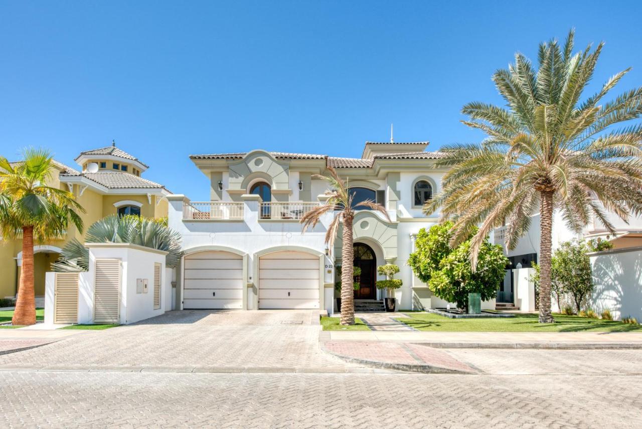 Maison Privee - Glamourous Beachfront On The Palm With Pool * Dubái