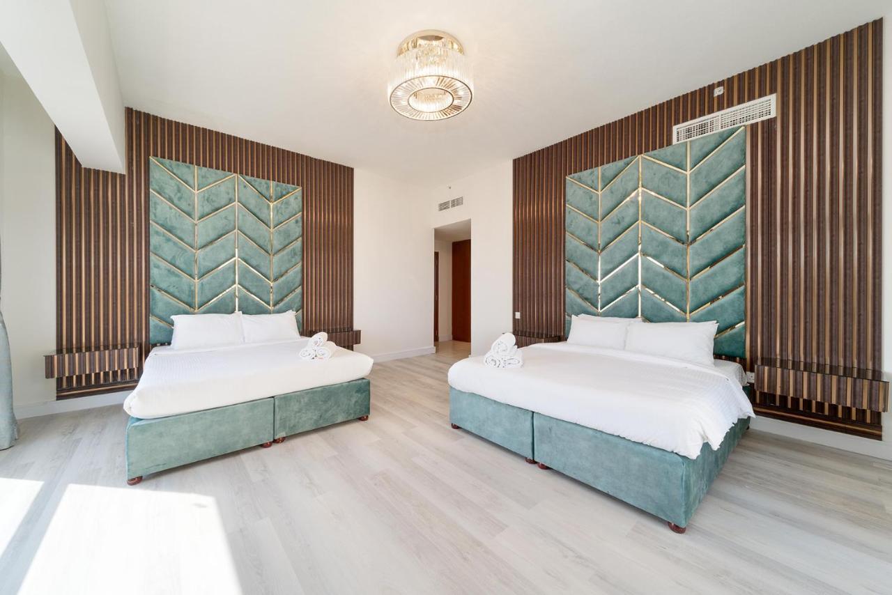 Spacious 7-bedroom Serviced On Jbr Walk * Dubaï