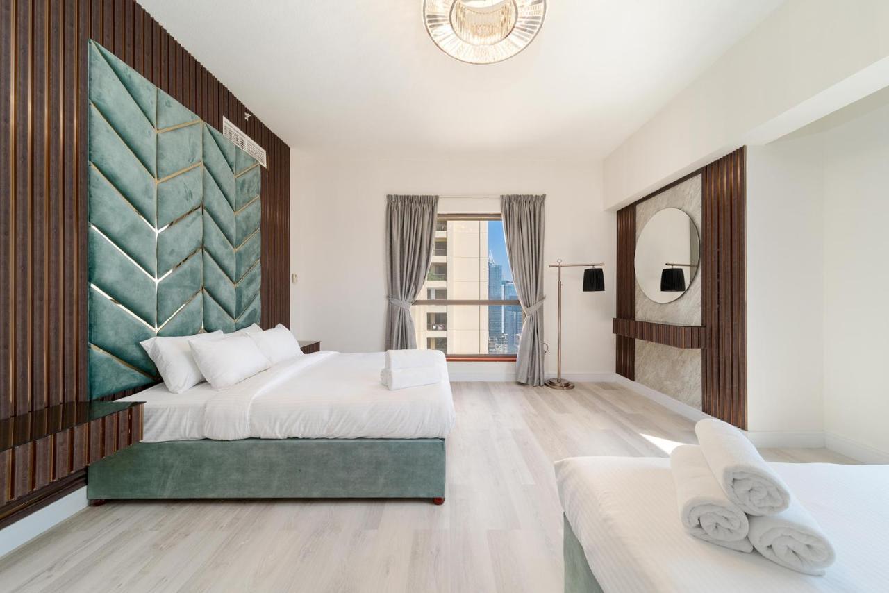 Spacious 7-bedroom Serviced On Jbr Walk * Dubaï