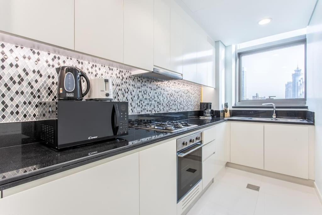 Paramount Midtown Flat With Burj Khalifa View Dubái