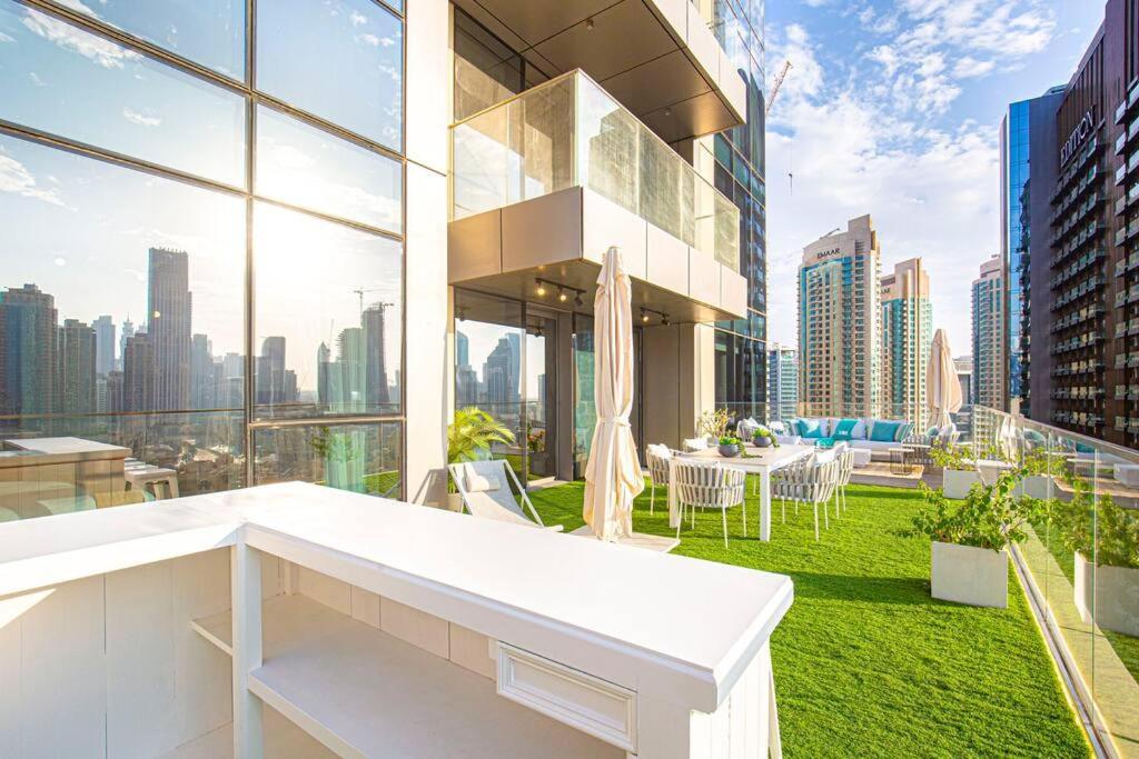 Appartement Luxury Level 12 On Boulevard Point Dubaï