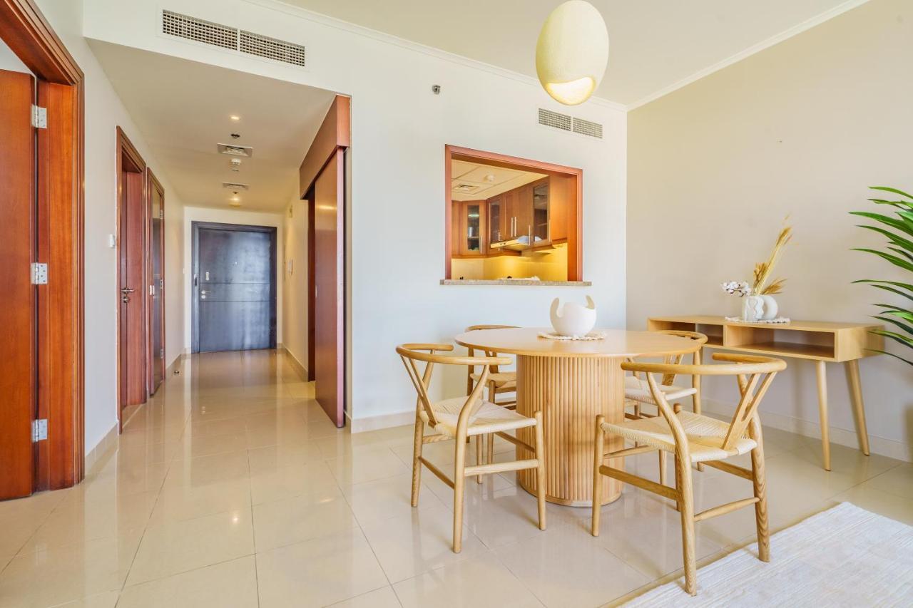 Reverie Stays - Spacious Panoramic 1br With Views - Sleeps 3 Dubaï