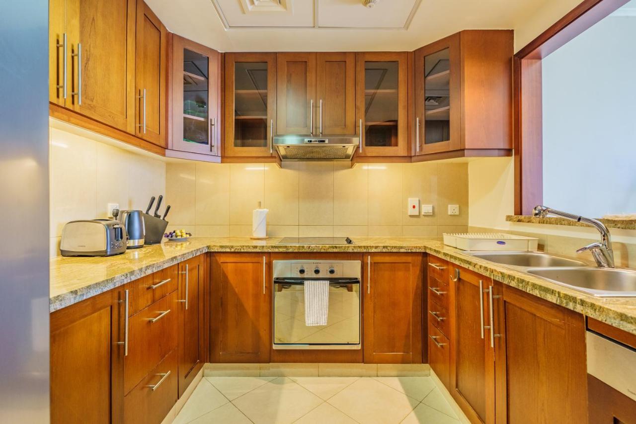 Reverie Stays - Spacious Panoramic 1br With Views - Sleeps 3 Dubaï