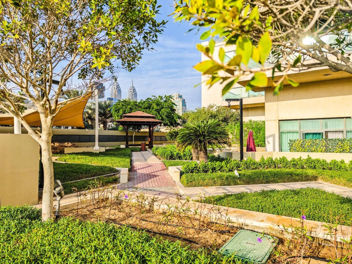 Reverie Stays - Spacious Panoramic 1br With Views - Sleeps 3 * Dubaï
